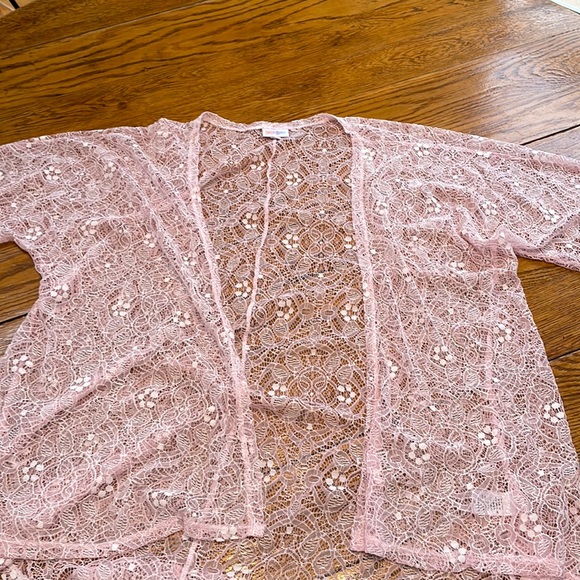 LulaRoe pink lace cover up, sheer, size small - Picture 1 of 8